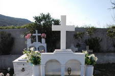 Grave of Panagiotis Em. Drakakis
b. 3 April 1896
d. 4 September 2003

This grave is located at Drymonas Cemetery.