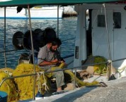 Fisherman in Kapsali - Ψαράς στο Καψάλι 