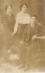 Peter Emmanuel Kassimatis and Sisters 1916 