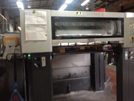The end where the print sheets emerge on the Heidelberg printer 
