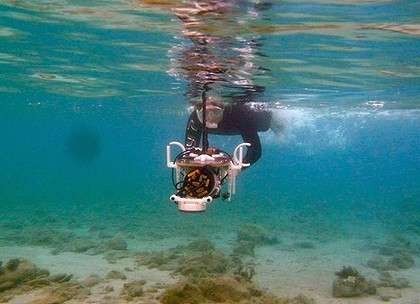 Underwater mapping … PhD student Ariell Friedman puts the Diver Rig underwater imaging technology developed in Sydney to use at Pavlopetri. 