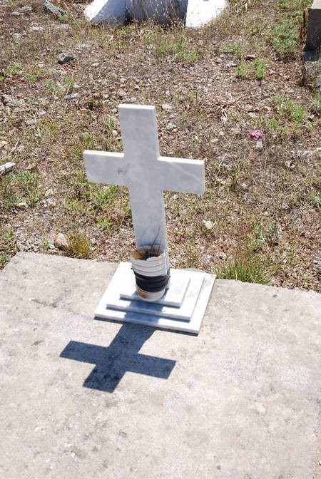 Unknown tomb, Tryfillianika Cemetery. 