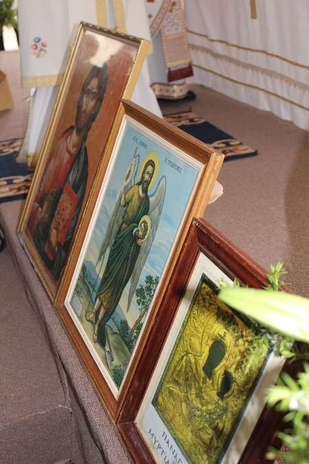 Icons on display... - 012 Saint Harry Twelve