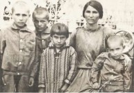 Moulou Family - Logothetianika 1932 