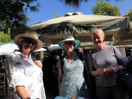 Daughters and sister of the eminent archaeologist, George Huxley 