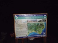 Erecting the primary monopatia (walking trail) sign in Avlemonas 