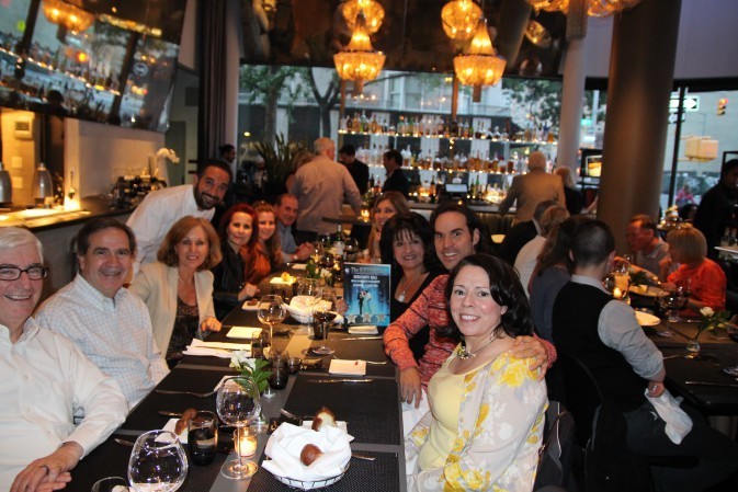USA East/West Coast Kytherians dine at Theo's Restaurant & Oyster Bar in NY (2) 