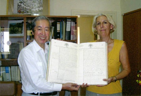 Sept 2008. (8) Toki Koizumi, the grandson of Lafcadio Hearn visits Kythera to pay homage to his grandparents. - Hearn006