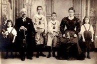 1908 Kosmas Galakatos & family 