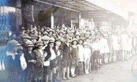 School children line up for the opening of the Saraton Theatre in 1926 
