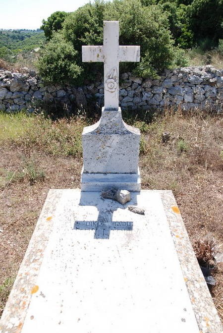 Trifillis Gravestone, Tryfillianika 