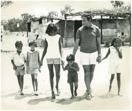 Archie Kalokerinos 1927-2012. With Aboriginal children at Collarenebri, north western NSW, 1971 