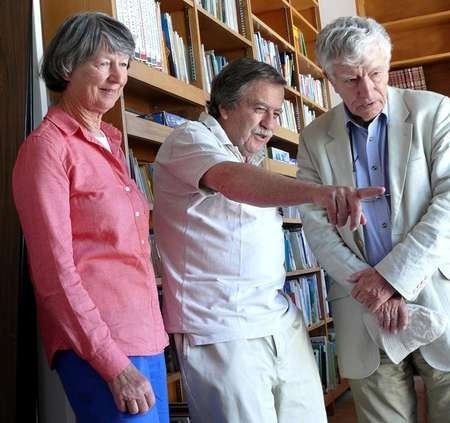 John Stathatos introducing Professor and Mrs George Huxley to the library during the course of their August 2013 visit to the island. 