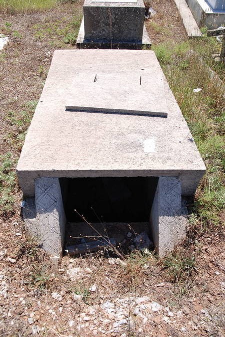 Unknown Tomb, Tryfillianika 